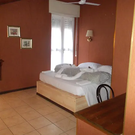 Ponte Romano Hotel 3*