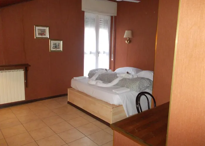 Ponte Romano Hotel 3*